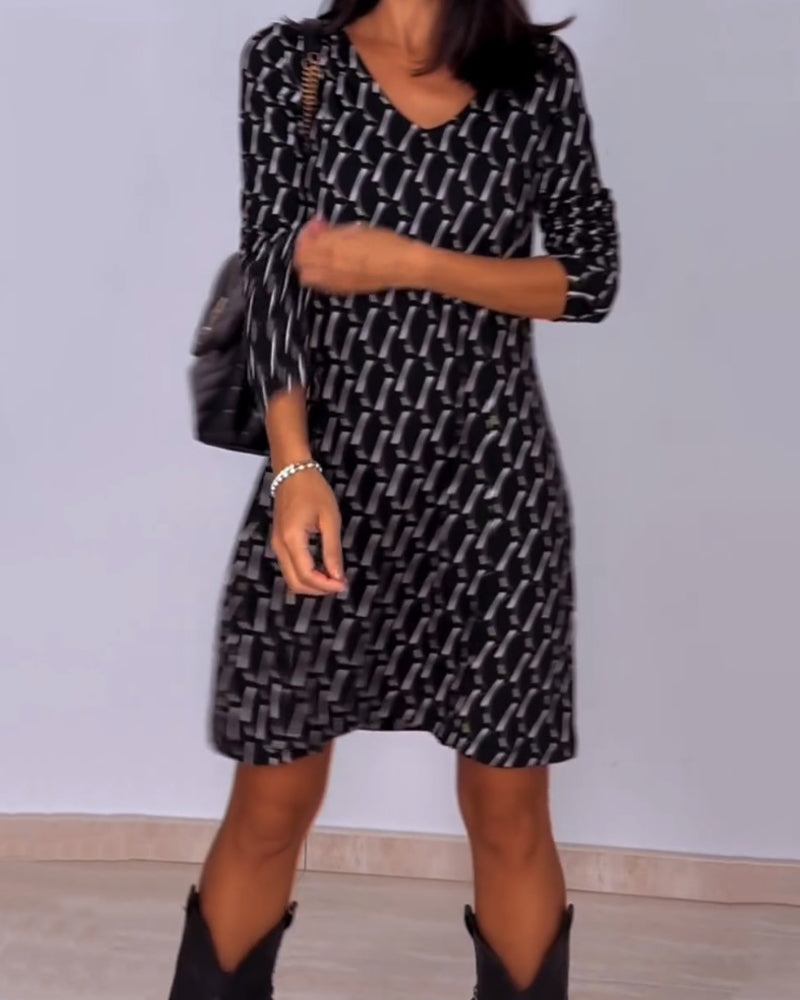 Diamond print v-neck dress
