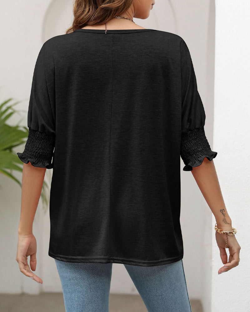 Round neck pleat half-sleeve top