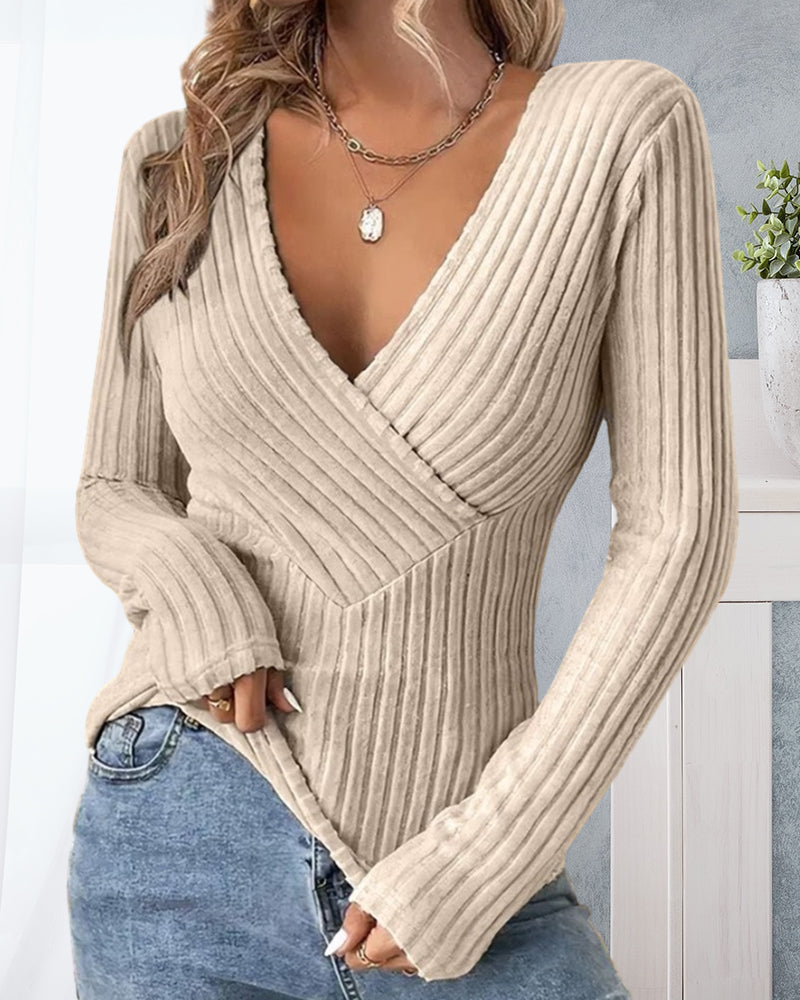 Ribbed v-neck solid color top
