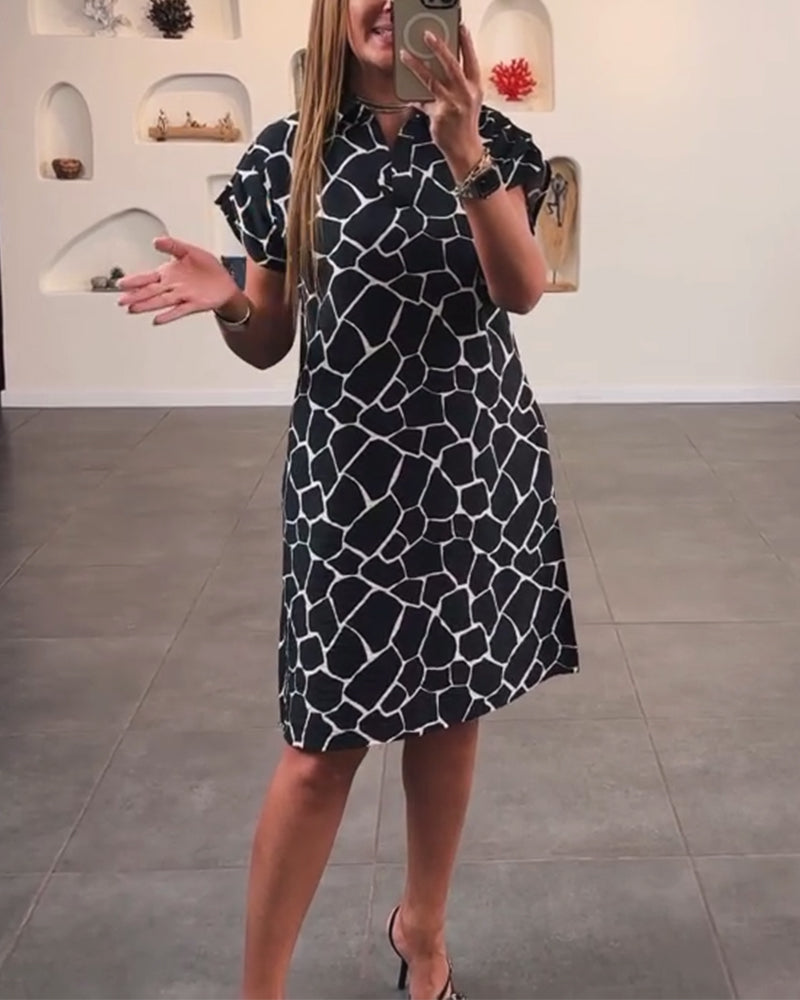 Lapel geometric print dress