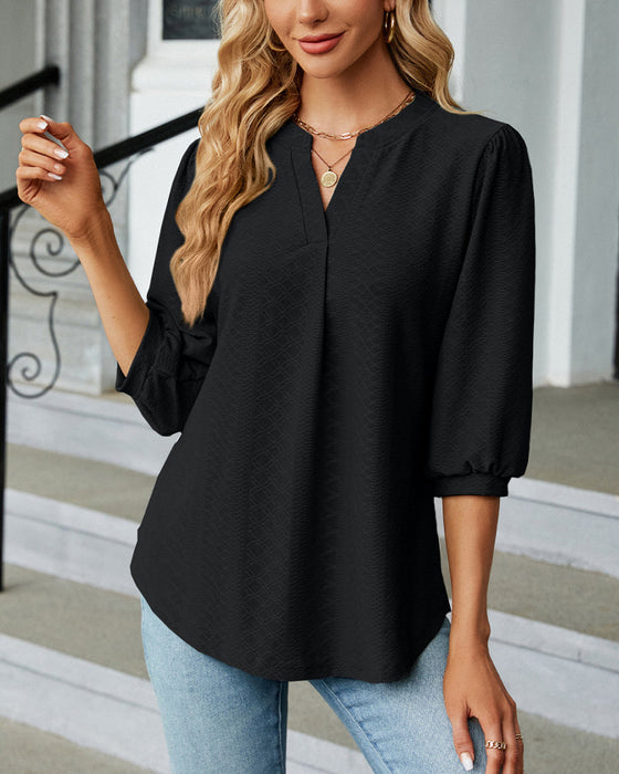 Solid color v-neck jacquard blouse