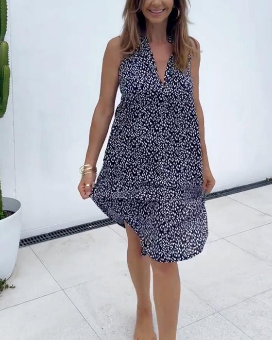 Printed v-neck sleeveless dress