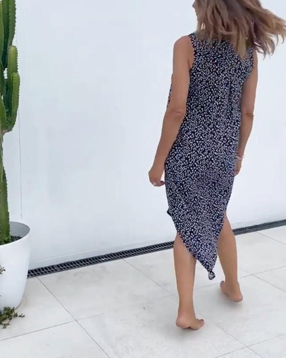 Printed v-neck sleeveless dress