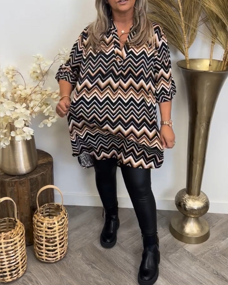 Wave print v-neck dress