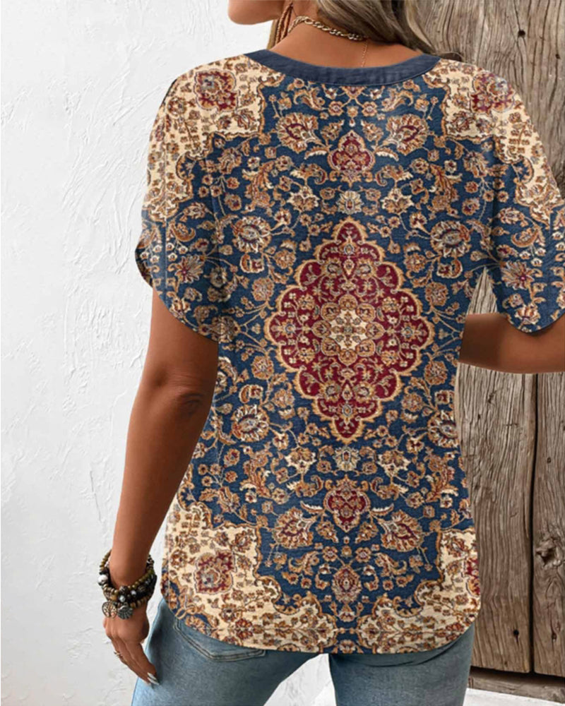 Short-sleeved retro style top