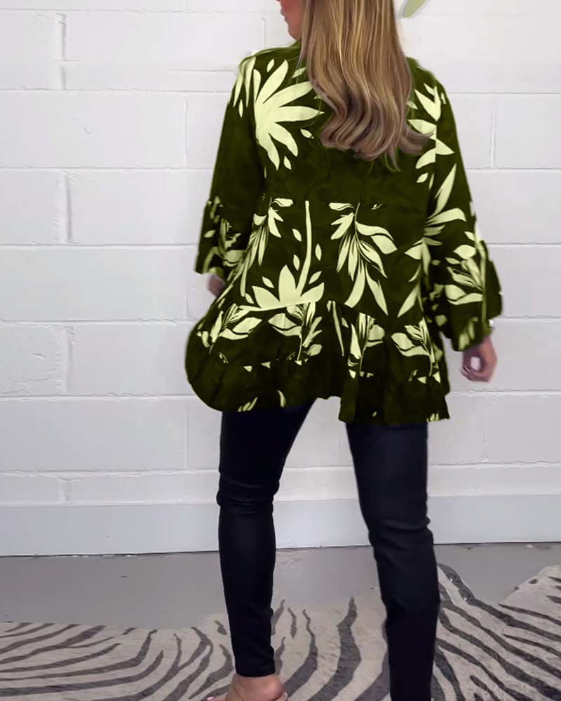 Printed button bell sleeve blouse