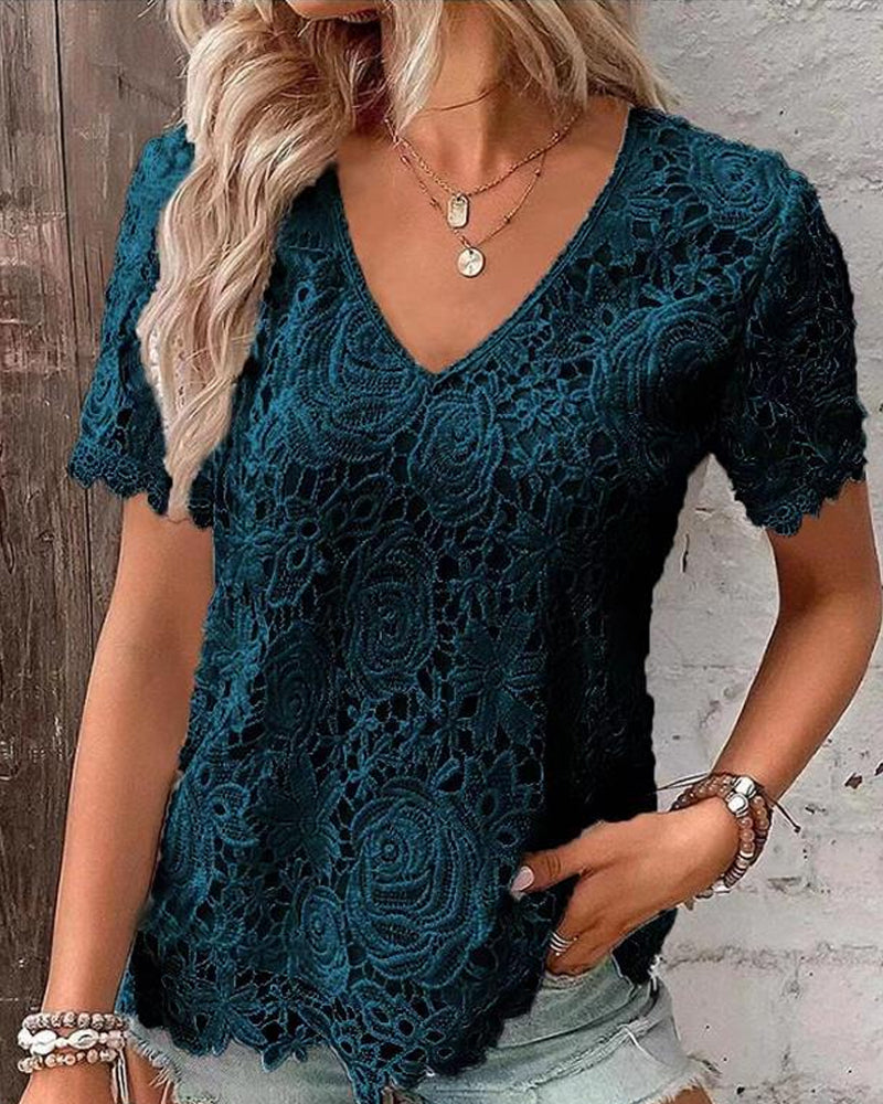 Lace v-neck short-sleeved blouse