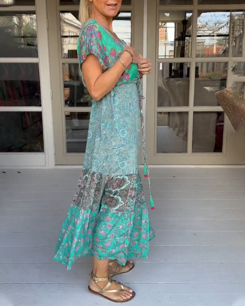 V-neck printed elegant dress