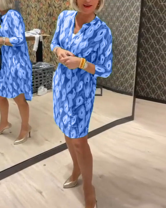 V-neck printed three-quarter sleeve dress