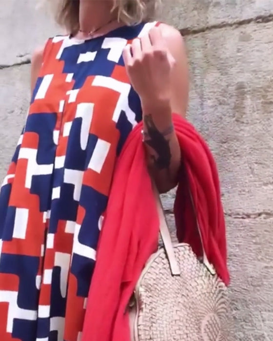 Geometric print sleeveless pocket dress