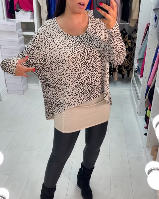 Round neck leopard print long sleeve top