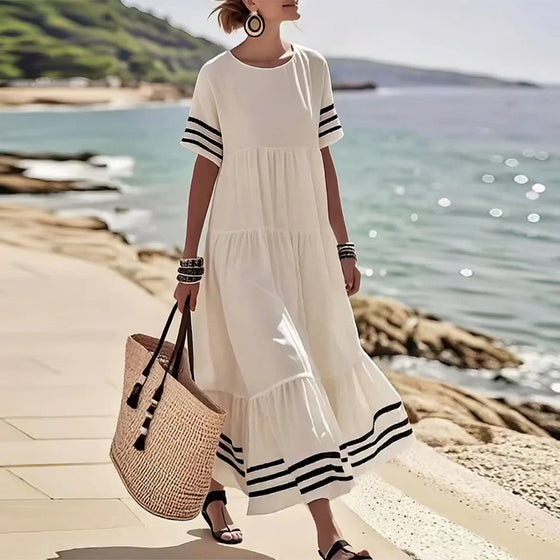 Fashionable Holiday Short-Sleeved Dress
