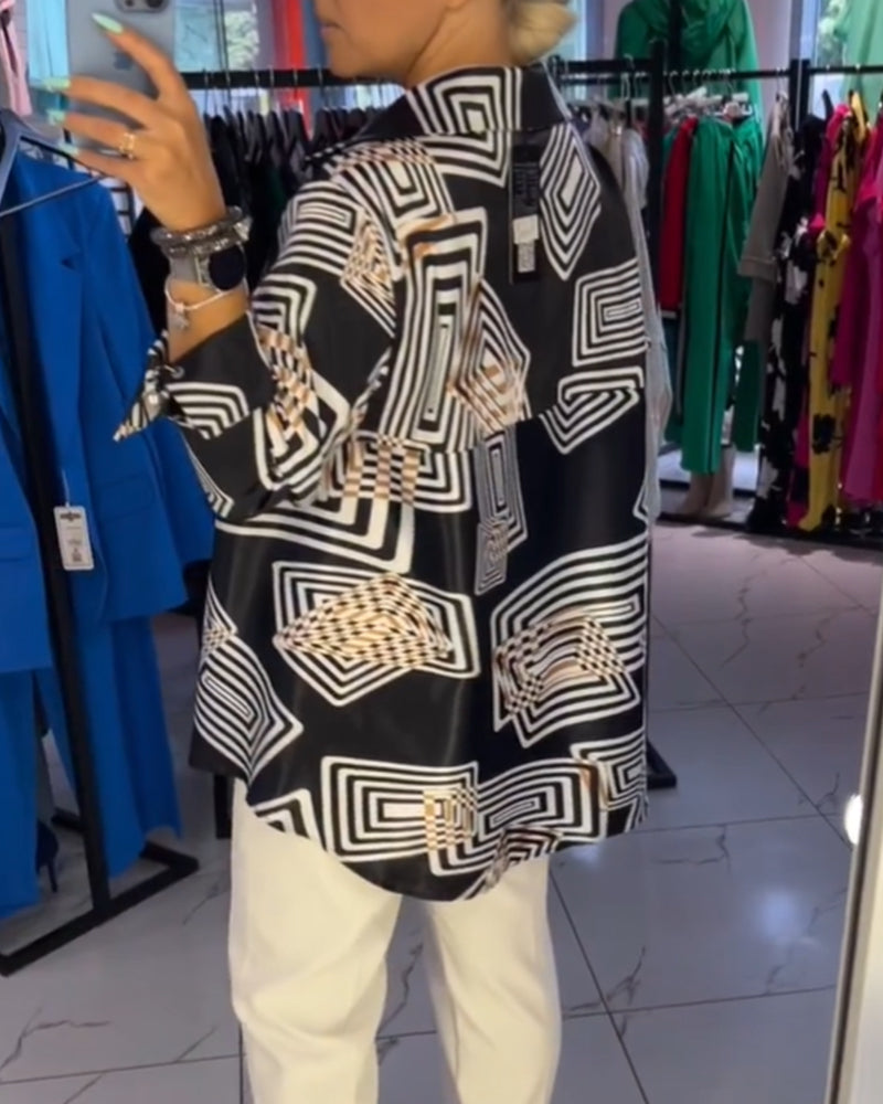 Geometric print lapel top