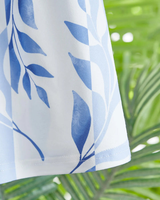 Slim-fitting short-sleeved dress