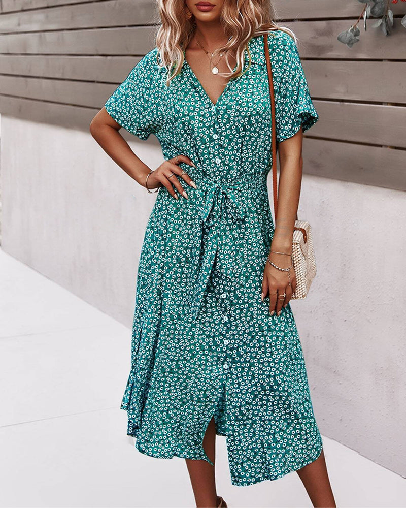 Short-sleeved waisted floral dress