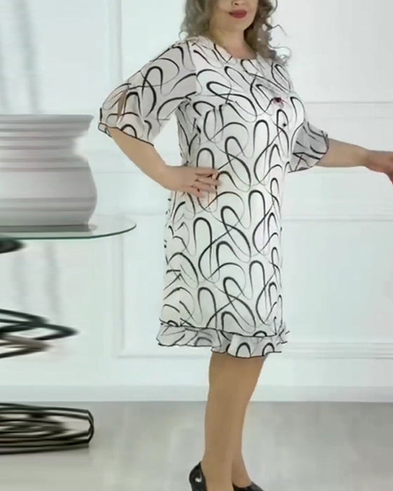 Mid-sleeve striped dress