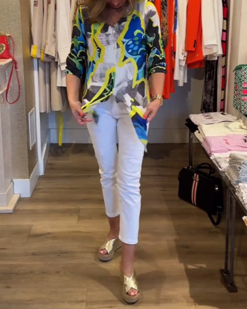 Floral printed V-neck blouse