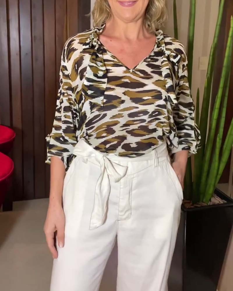 Camouflage print slit sleeve top