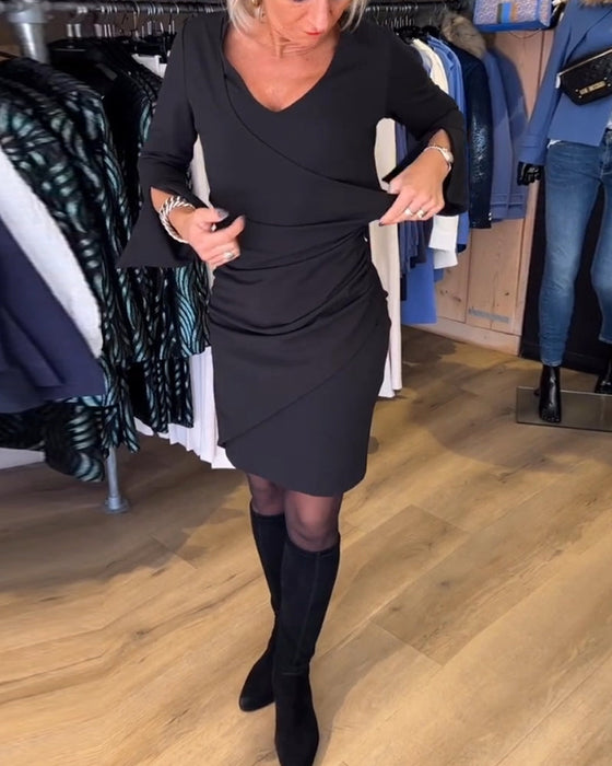 V-neck flare Sleeve dress