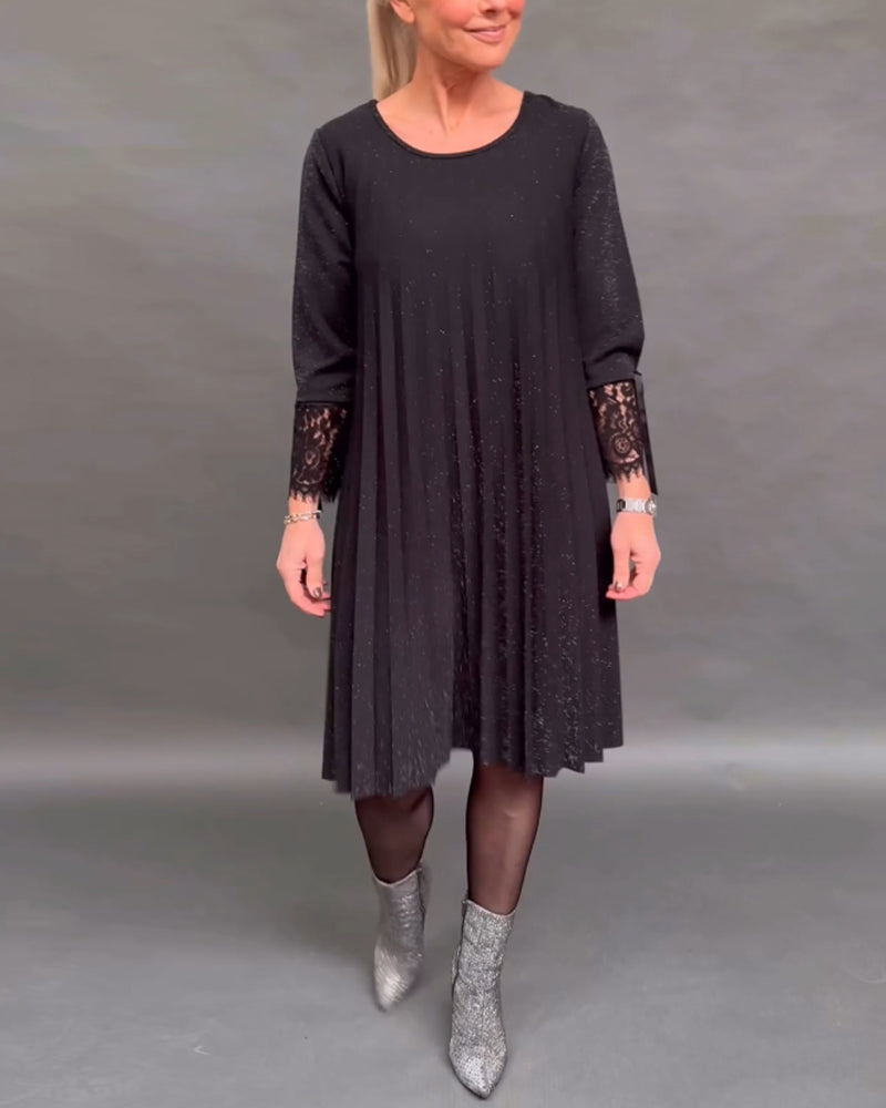 Patchwork lace pleated solid color dress