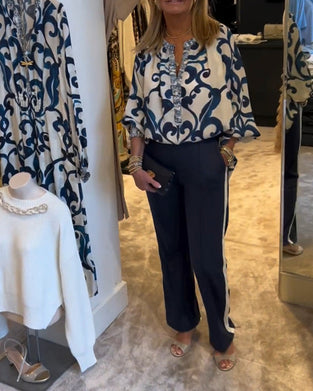 Retro pattern print lantern sleeve blouse