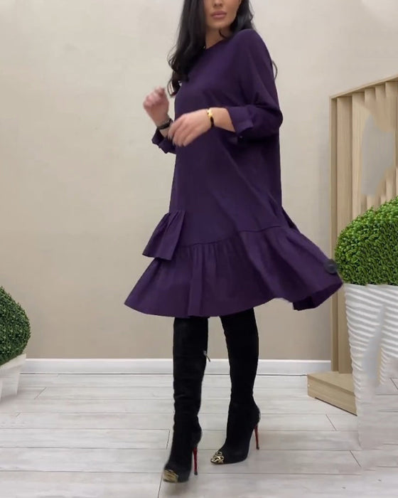 Gentle ruffled knee-length dress