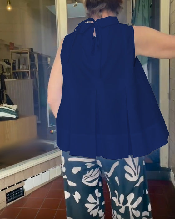 Sleeveless Solid Color Simple Blouse