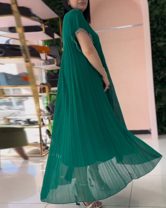 Short-sleeved pleated dress