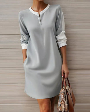 Round neck small V-neck simple dress