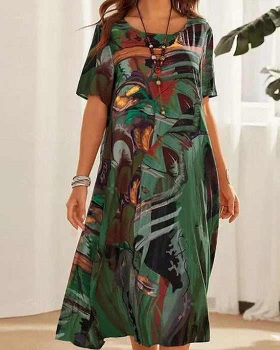 Round Neck Shift Dress in Geometric Print