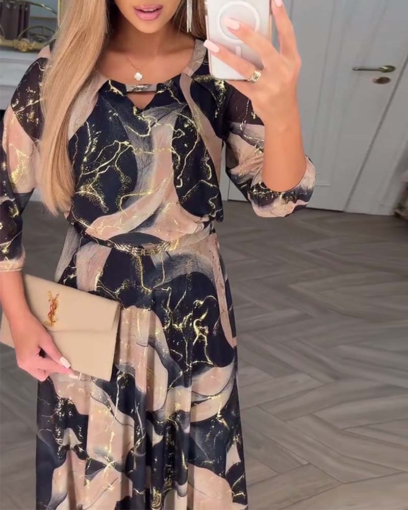 Elegant Three-Quarter Sleeve Printed Waist Dress