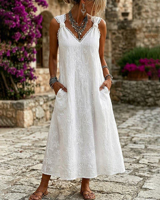 Sleeveless Lace Knotted Dress