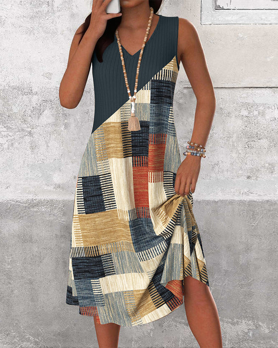 Sleeveless V-Neck Contrast Dress