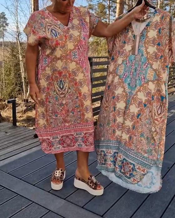 V-Neck Short-Sleeved Printed Shift Dress