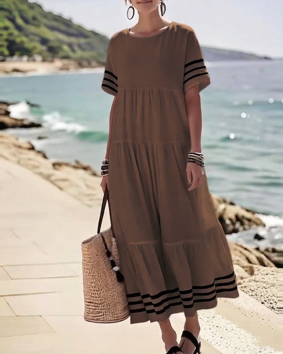 Fashionable Holiday Short-Sleeved Dress