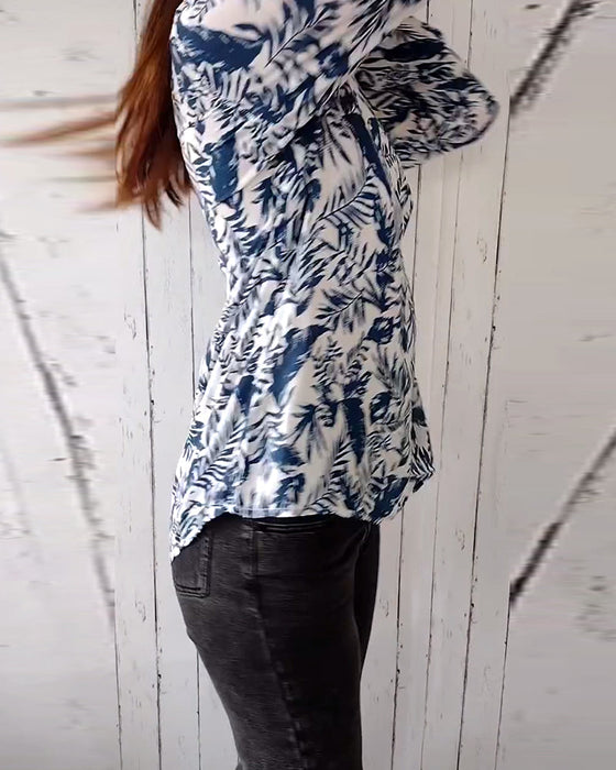 Leaf print V-neck buttoned nine-quarter sleeves casual blouse