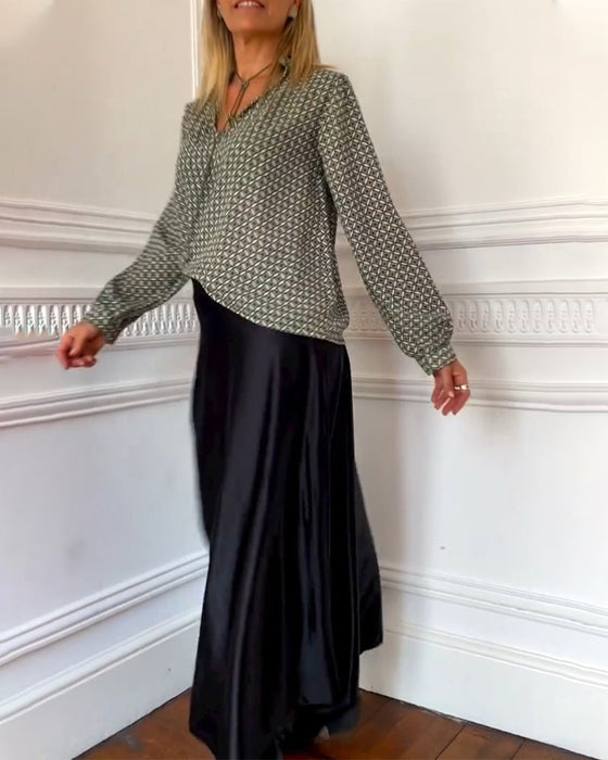 V-neck geometric print casual blouse