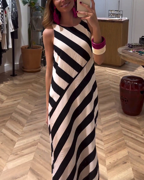 Contrast stripe print sleeveless slit dress