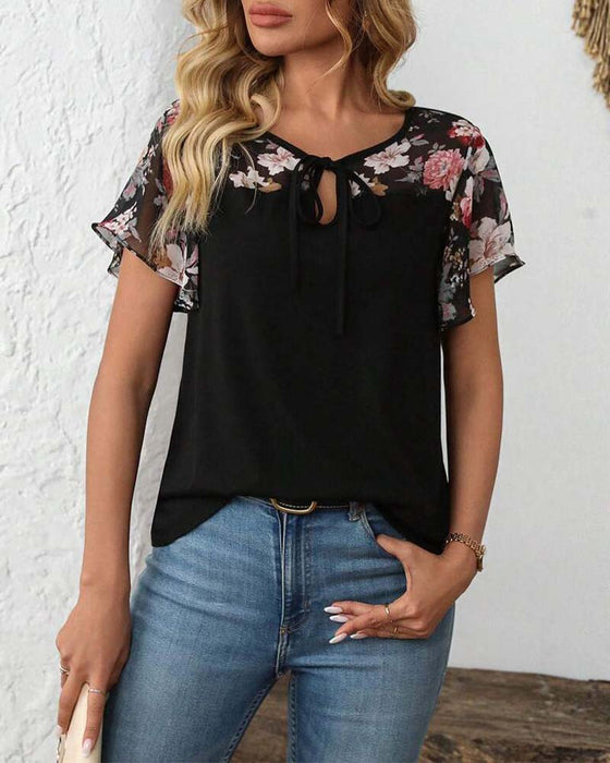Short-Sleeved Lace-Up Printed Blouse