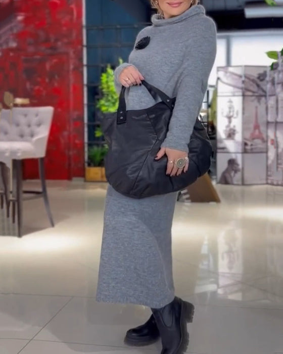 Loose Dress with Turtleneck and Long Sleeve