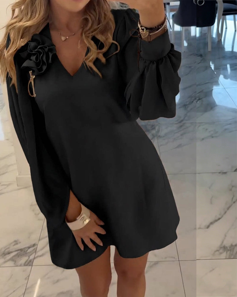 Three-Dimensional Flower V-Neck Lantern Sleeve Dress