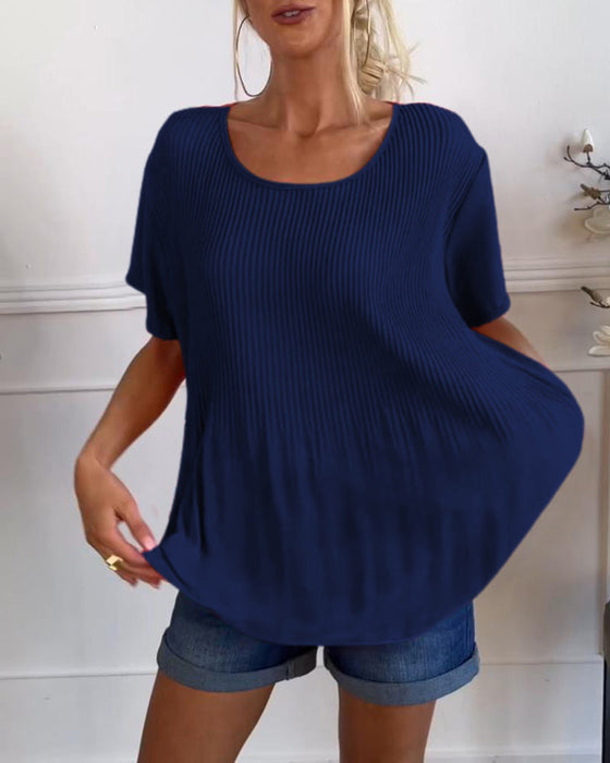 Solid color round neck pleated blouse