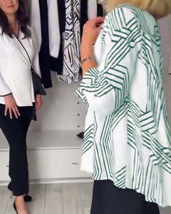 Contrast print pleated casual top