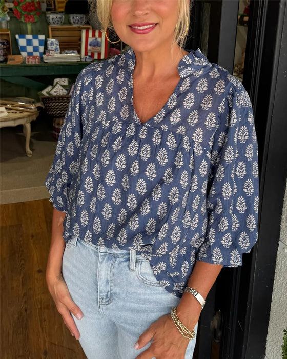 Three-Quarter Sleeve Printed Casual Blouse