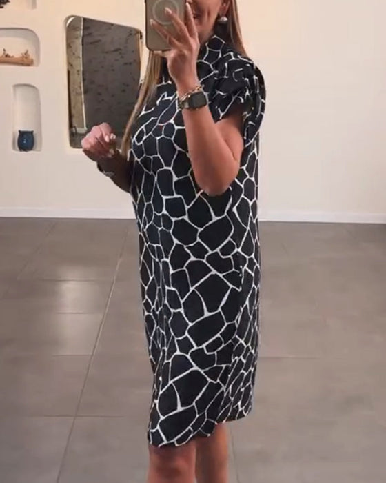 Lapel geometric print dress