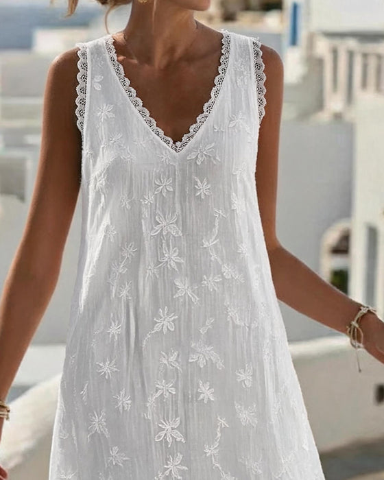 V-Neck Sleeveless Lace Patchwork Embroidery Dress