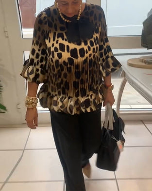 Trendy Leopard Print Pleated Blouse