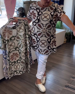 Casual round neck floral Blouse