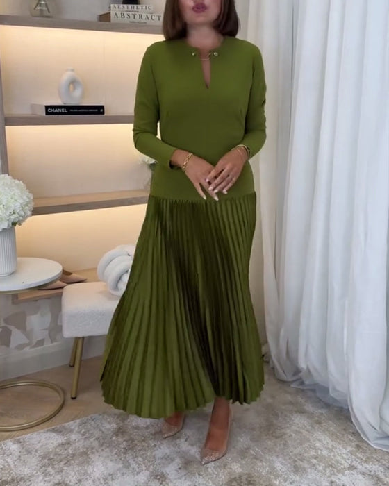 Casual solid color long sleeve pleated dress