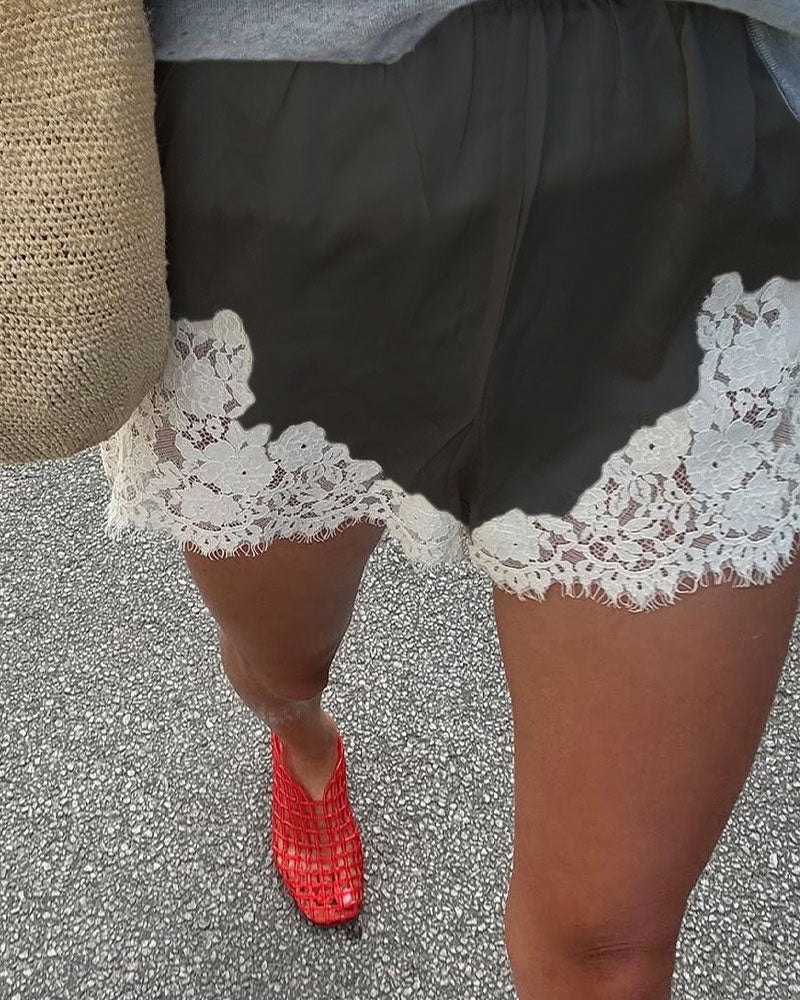 Fashion Lace Trim Patchwork Short
